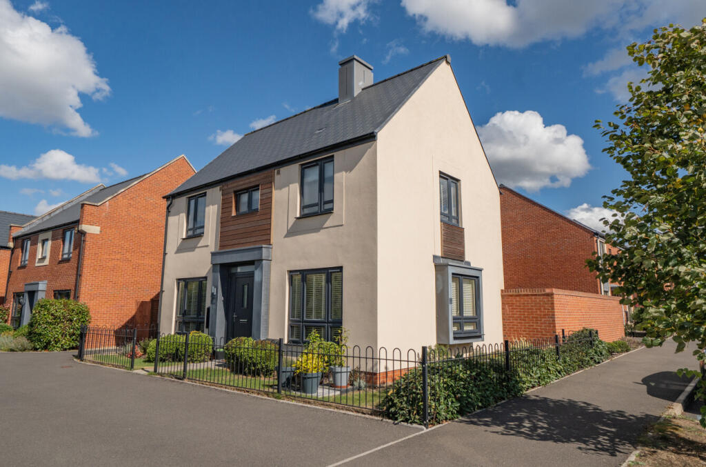 Main image of property: Sapphire Road, Bishops Cleeve, Cheltenham