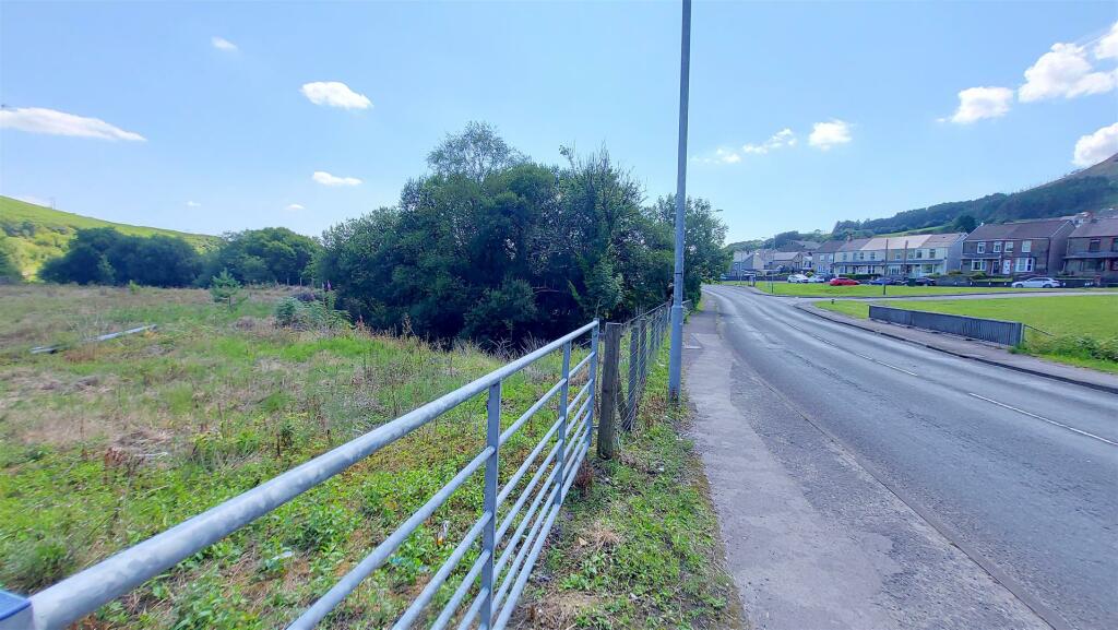Additional property image - Heol Tywith, Nantyffyllon, Maesteg