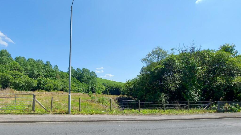 Additional property image - Heol Tywith, Nantyffyllon, Maesteg