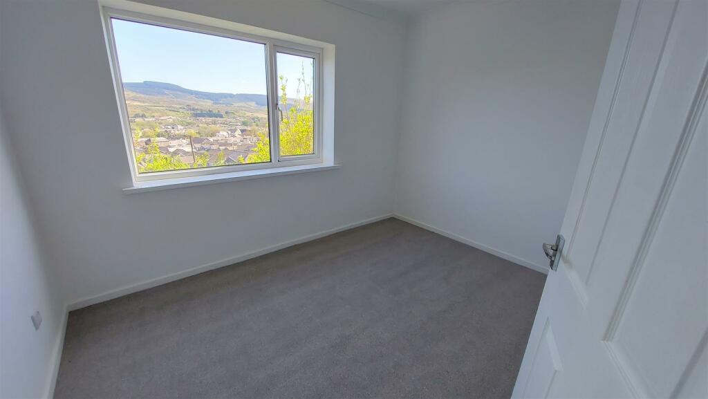 Additional property image - Pen Yr Ysgol, Maesteg