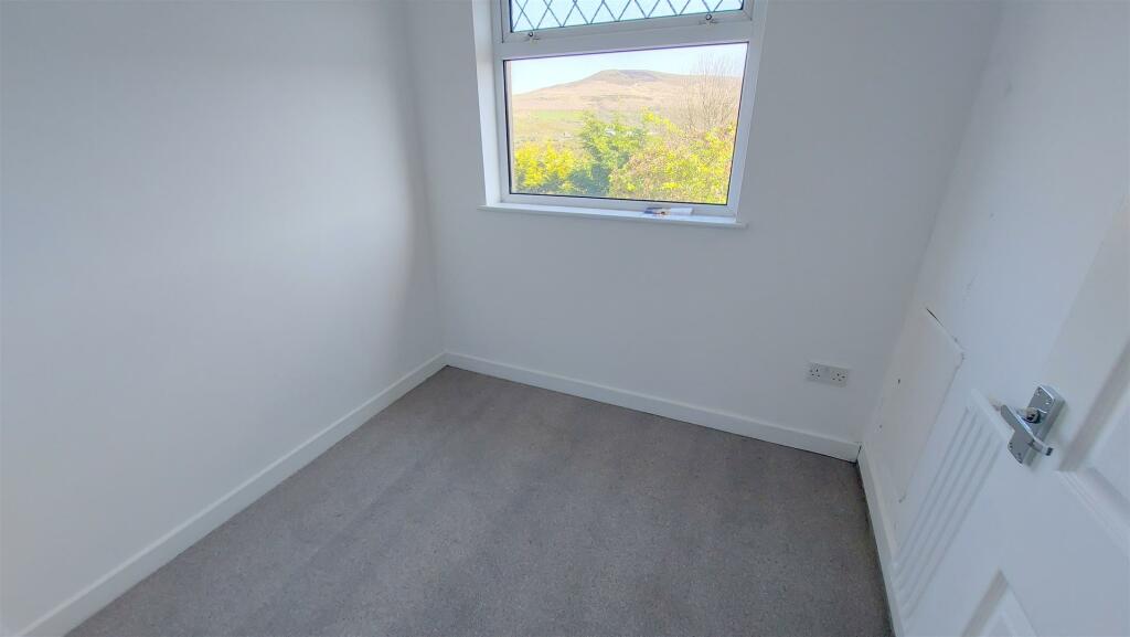 Additional property image - Pen Yr Ysgol, Maesteg