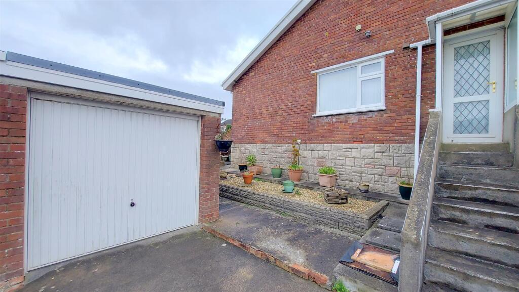 Additional property image - South View, Kenfig Hill, Bridgend