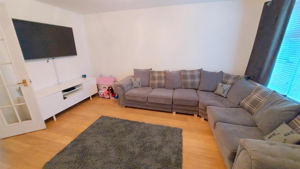 Additional property image - Ton View, Kenfig Hill, Bridgend