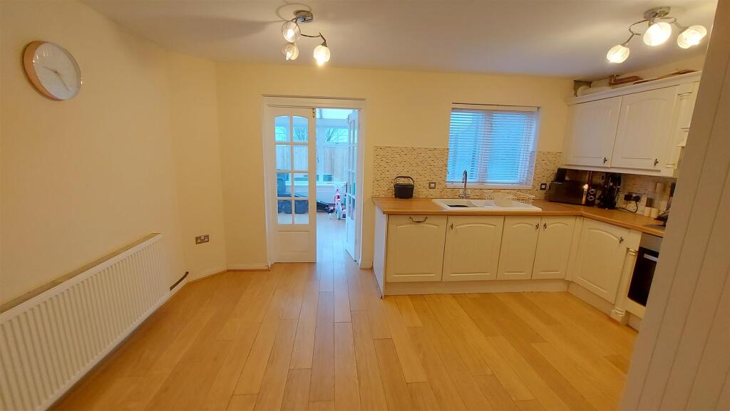 Additional property image - Ton View, Kenfig Hill, Bridgend