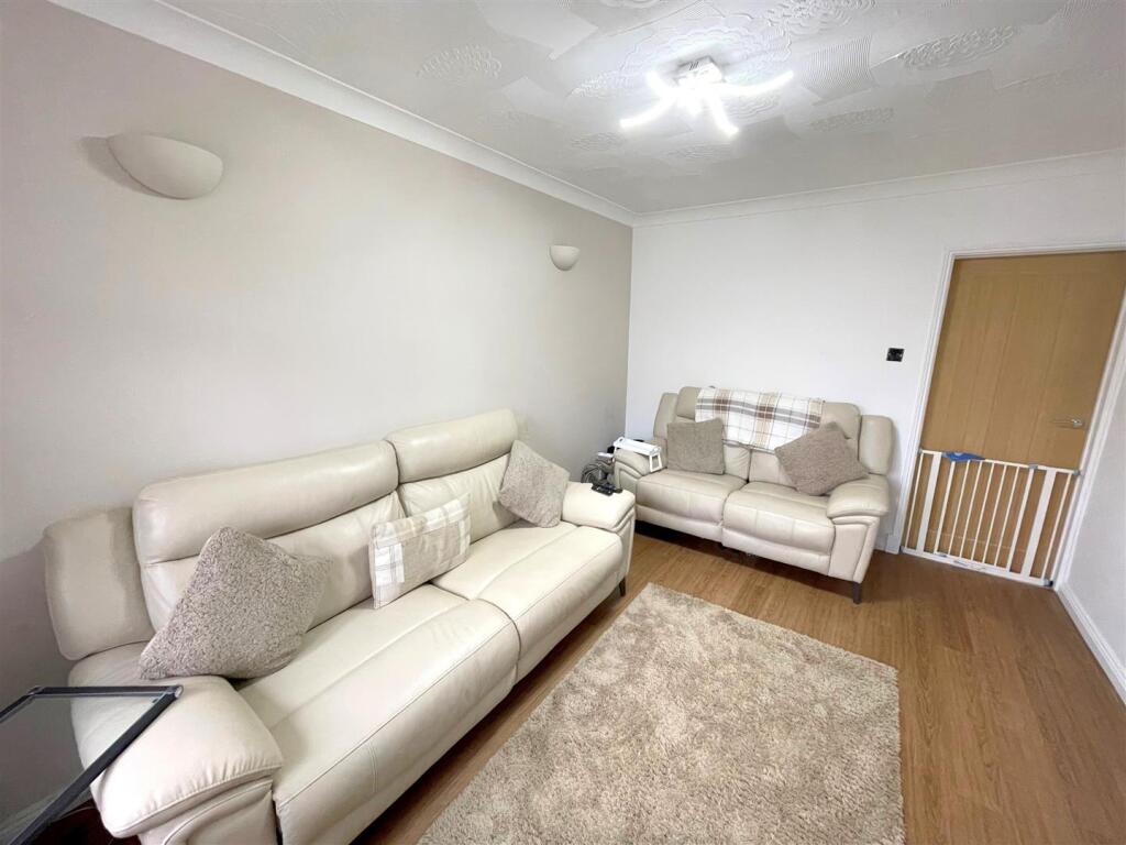 Additional property image - Cwrt Coed Parc, Maesteg