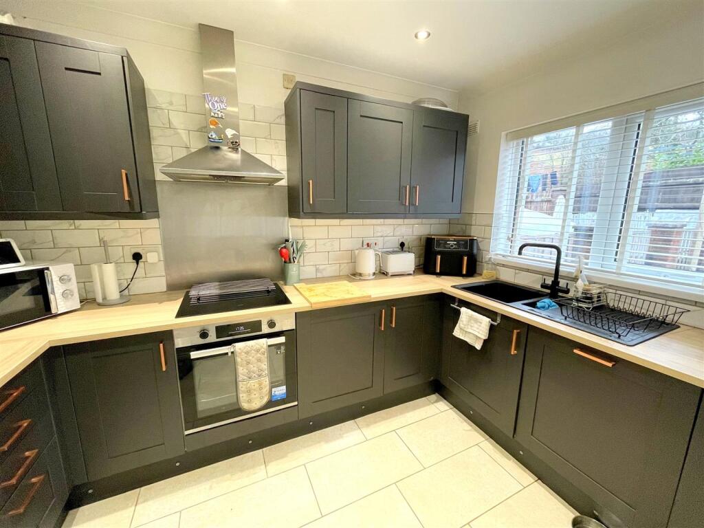 Additional property image - Cwrt Coed Parc, Maesteg