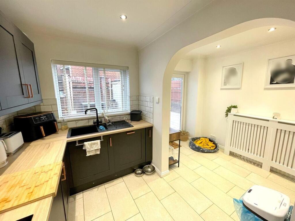 Additional property image - Cwrt Coed Parc, Maesteg