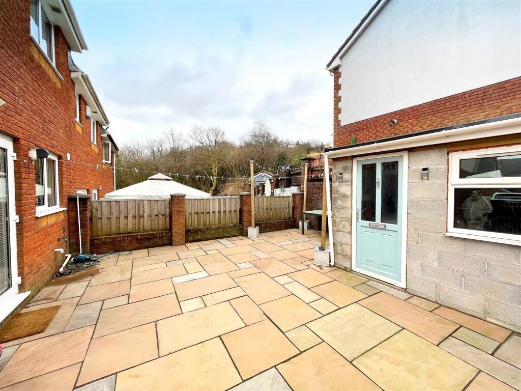 Additional property image - Cwrt Coed Parc, Maesteg