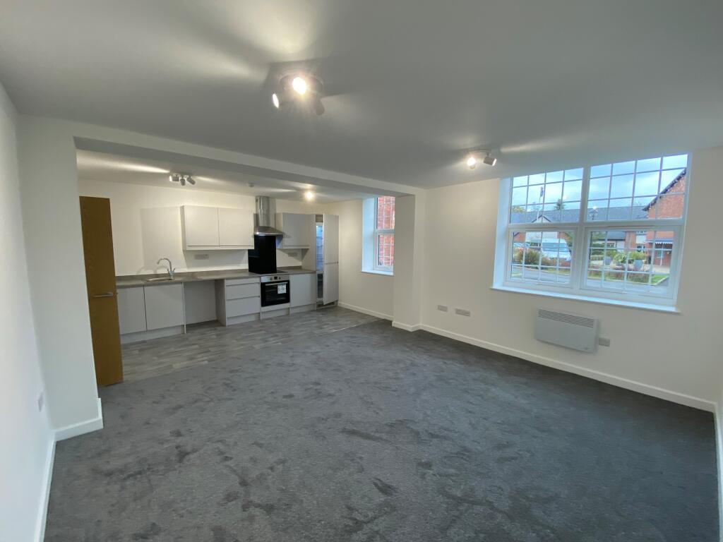 Main image of property: Highlanders Hill, Mansfield, NG18