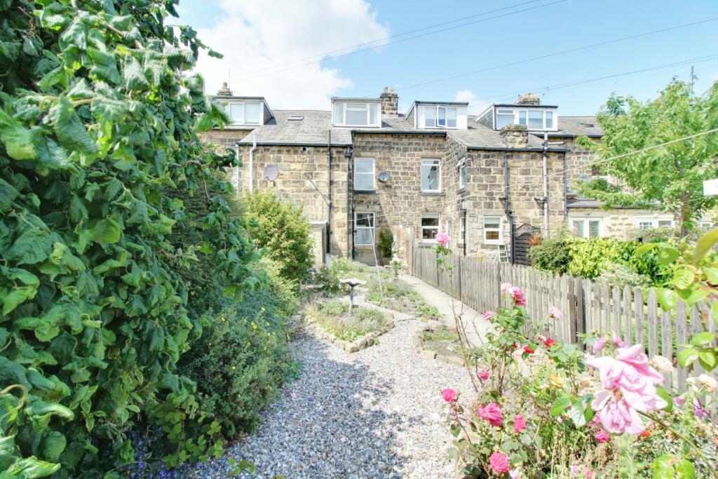3 bedroom house for sale in Farnley Lane, Otley LS21