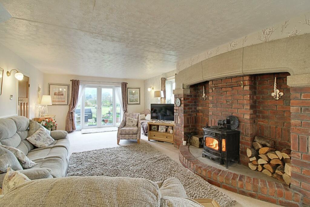 4 bedroom semidetached house for sale in Wharfe Cottage, Castley Lane