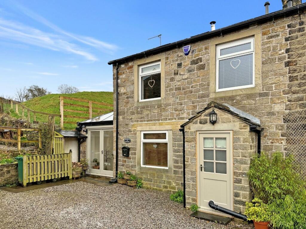 2 bedroom semidetached house for sale in Main Street, Addingham, LS29