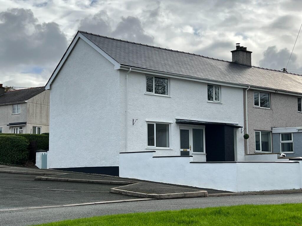 Main image of property: Glascoed, Hermon, LL62