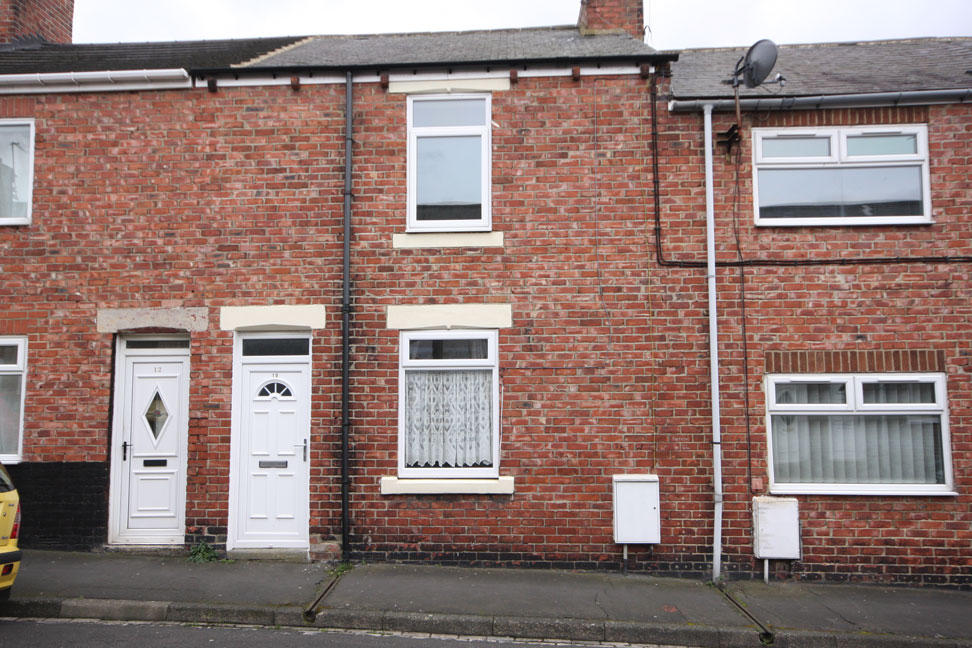 2 bedroom terraced house for sale in Albert Street, Grange Villa, ChesterleStreet, DH2 3LR, DH2