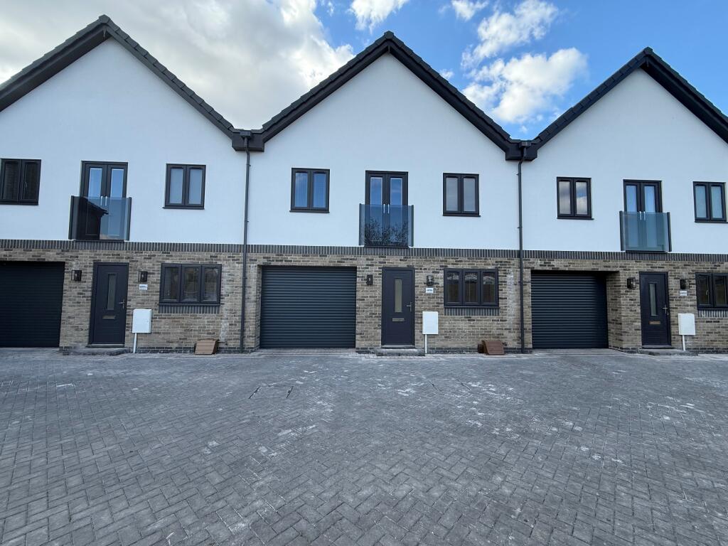 Main image of property: Cricklade Road, SWINDON