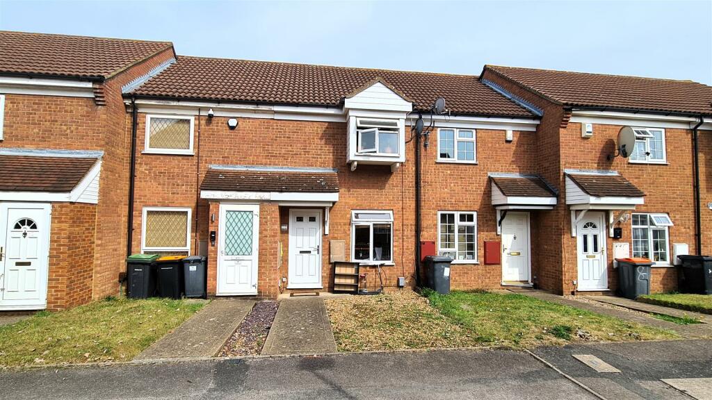 2 bedroom terraced house for sale in Ryswick Road, Kempston, Bedford, MK42