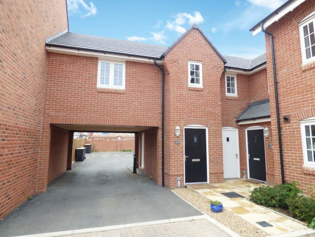 1 bedroom coach house for sale in Hovingham Drive, Great Denham, MK40