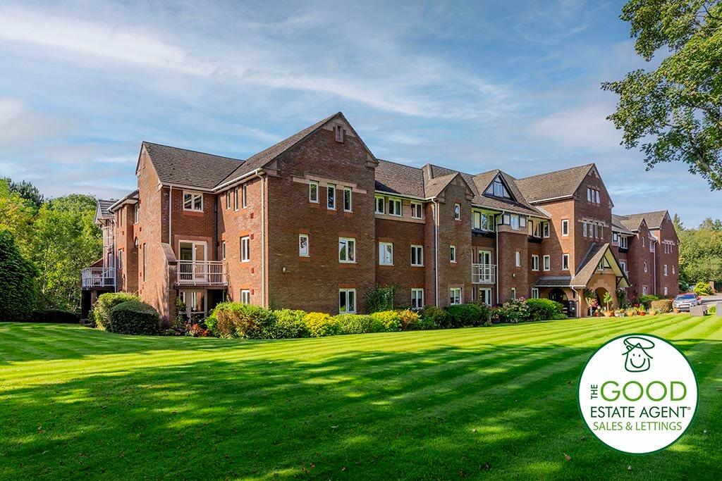 2 bedroom apartment for sale in Queen Anne Court, Wilmslow, SK9