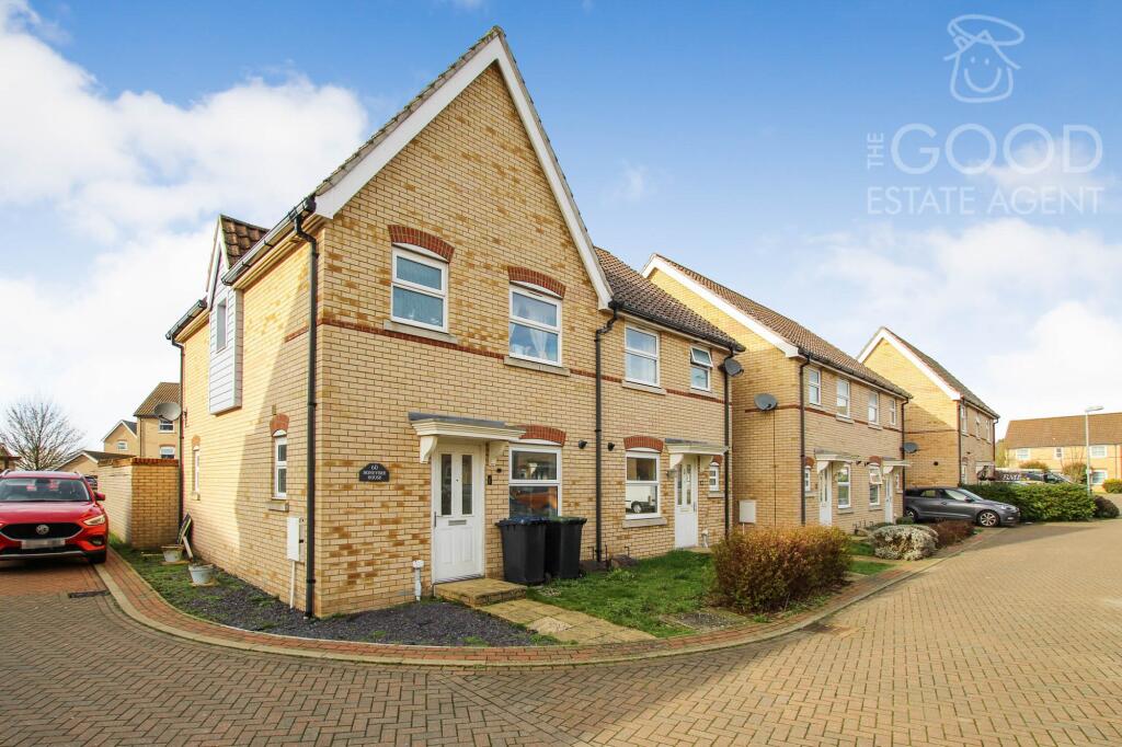 3 bedroom semidetached house for sale in Dobede Way, Soham, CB7
