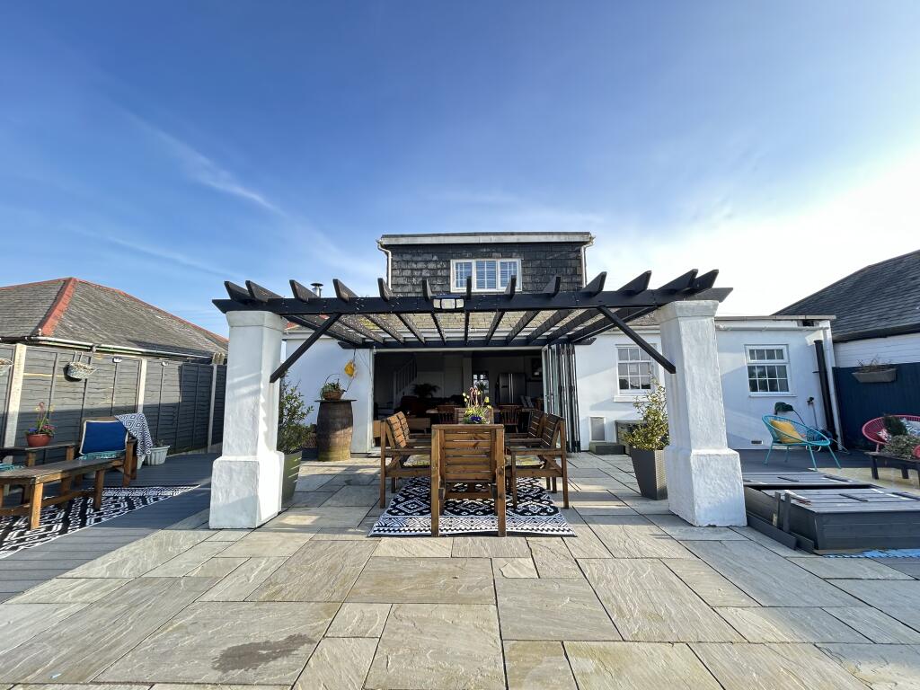 Additional property image - New Dover Road, Folkestone, CT18