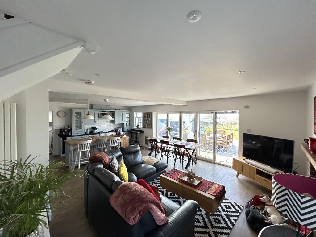 Additional property image - New Dover Road, Folkestone, CT18