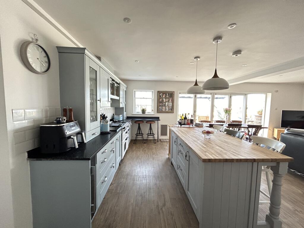 Additional property image - New Dover Road, Folkestone, CT18