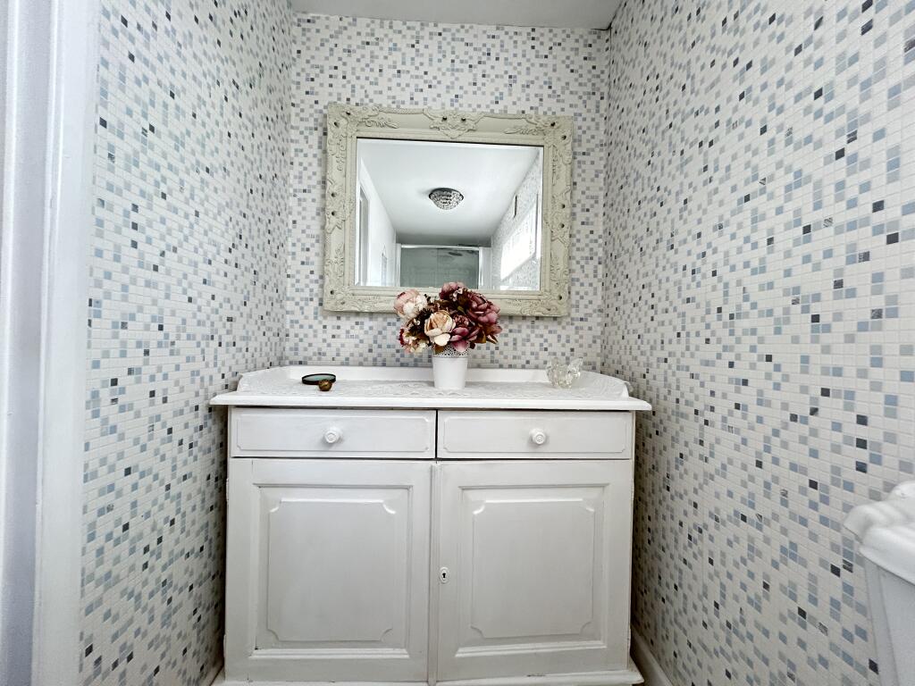 Additional property image - New Dover Road, Folkestone, CT18