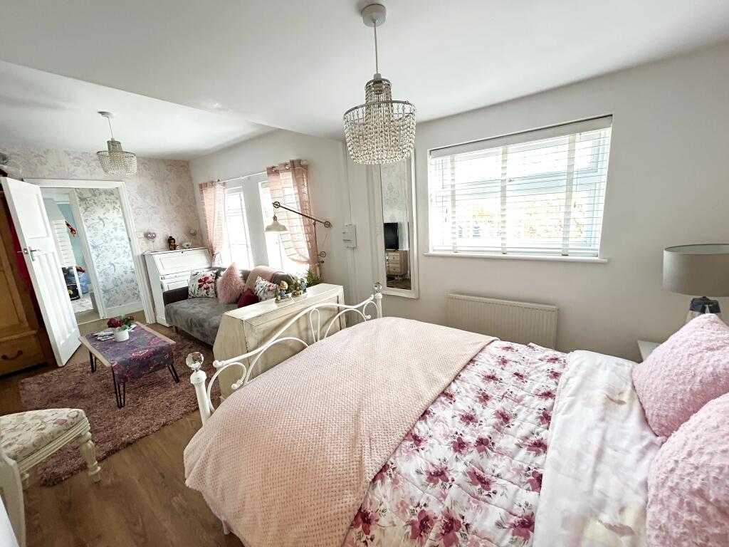 Additional property image - New Dover Road, Folkestone, CT18