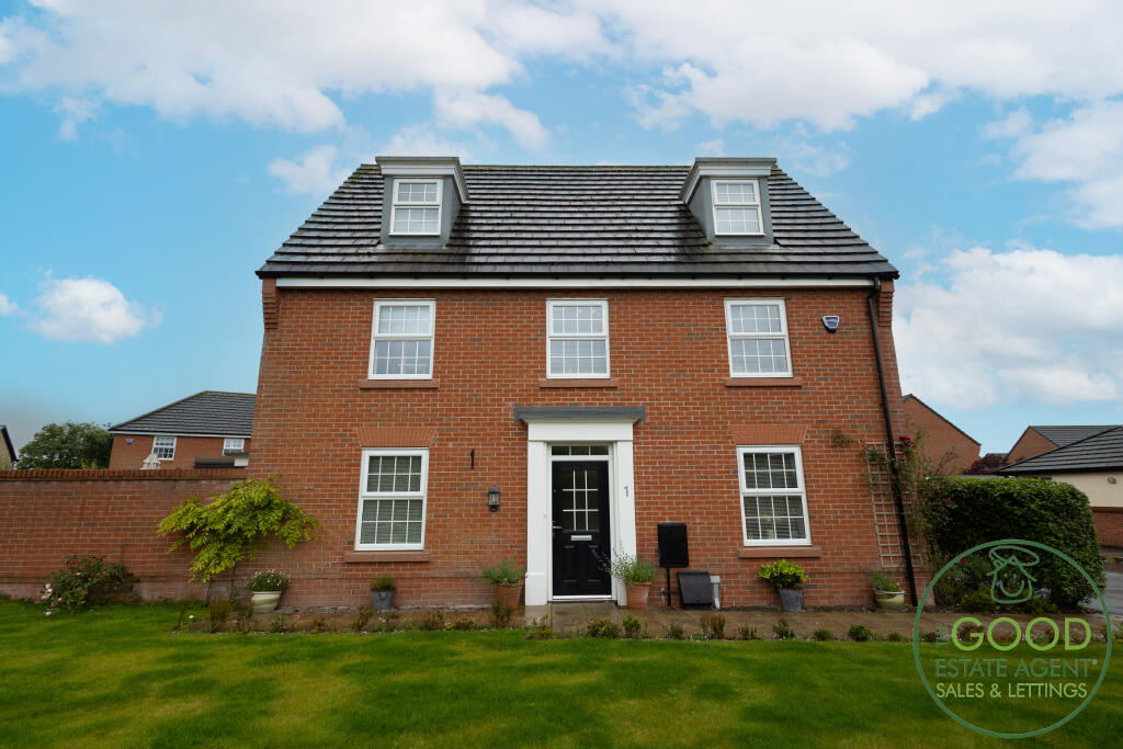5 bedroom detached house for sale in Mosses Farm Road, Preston, PR3