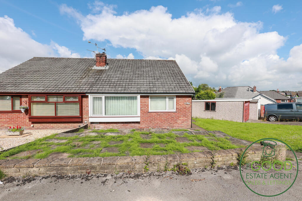 2 bedroom bungalow for sale in Foxdale, Preston, PR1