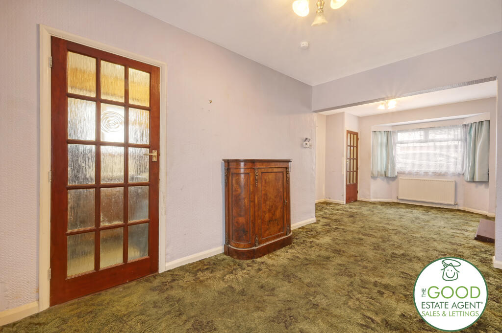 Additional property image - Tower Road, Epping, CM16
