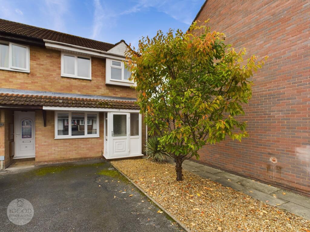 3 bedroom end of terrace house for sale in Gladstone Drive, Hereford, HR4