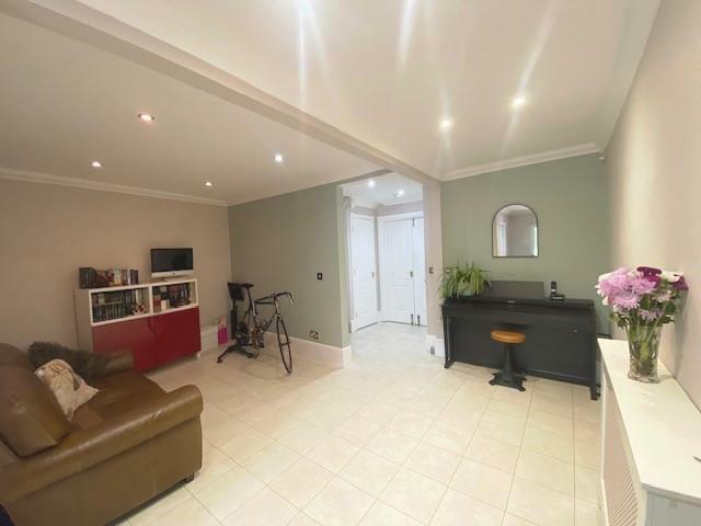 Additional property image - Strawberry Crescent, Napsbury Park, AL2