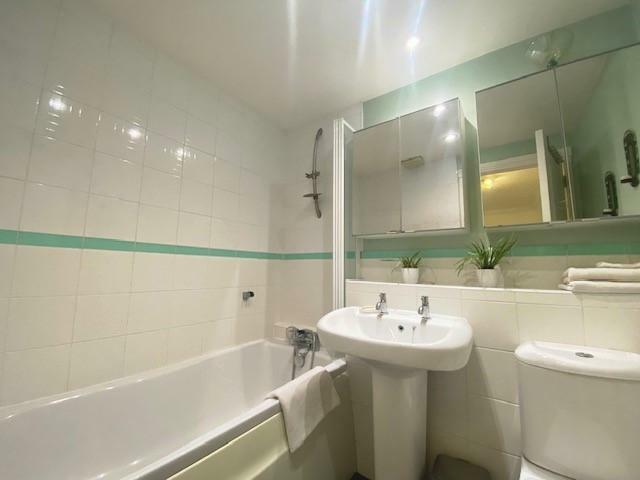 Additional property image - Strawberry Crescent, Napsbury Park, AL2