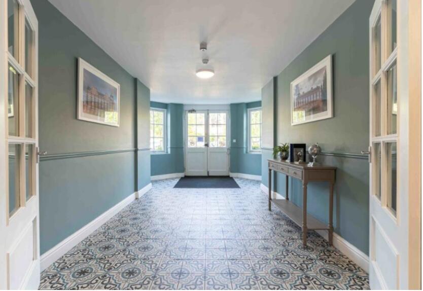 Additional property image - Beningfield Drive, Napsbury Park, AL2