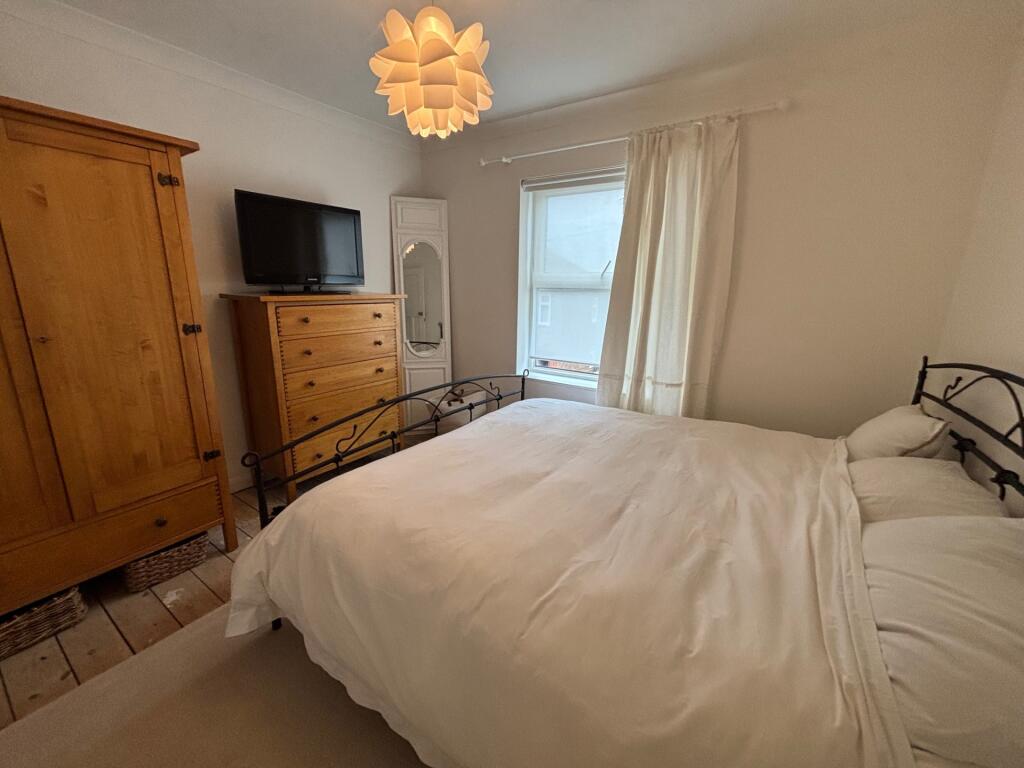 Additional property image - Seaton Road, London Colney, AL2