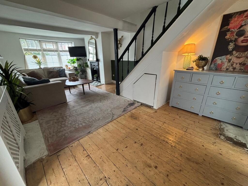 Main image of property: High Street, London Colney, AL2