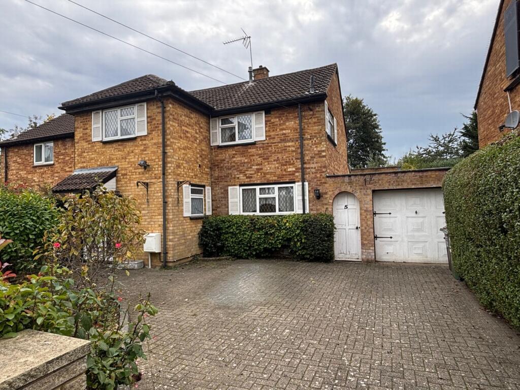 Main image of property: Oldfield Road, London Colney, AL2