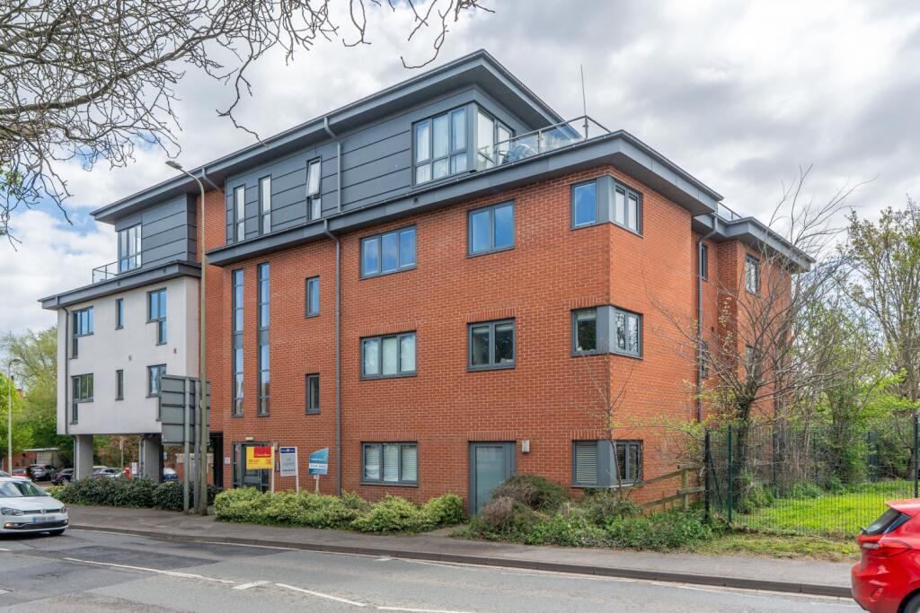 Main image of property: Marcham Road, Abingdon OX14 1AF 