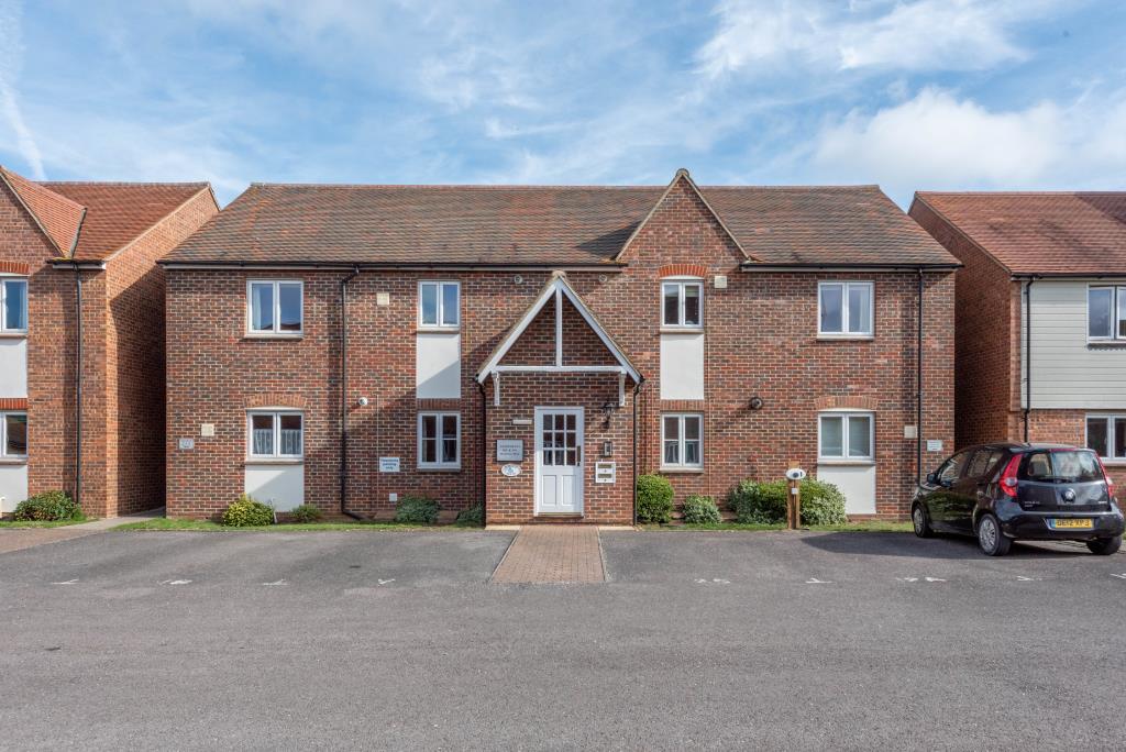 Main image of property: Marina Way, Abingdon, OX14