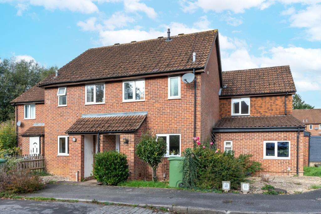 Main image of property: Lindsay Drive, Abingdon, OX14 2RR