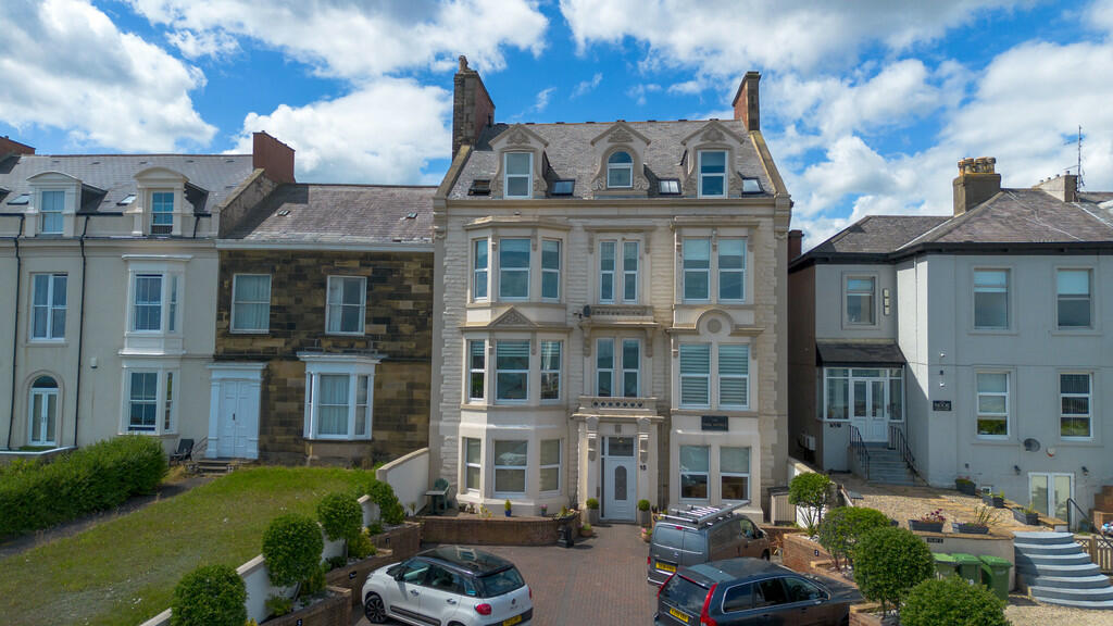 2 bedroom apartment for sale in Park Avenue, Roker Terrace, Sunderland, SR6
