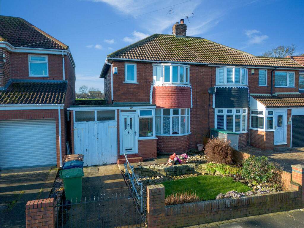 2 bedroom semidetached house for sale in Deepdene Road, Seaburn , SR6