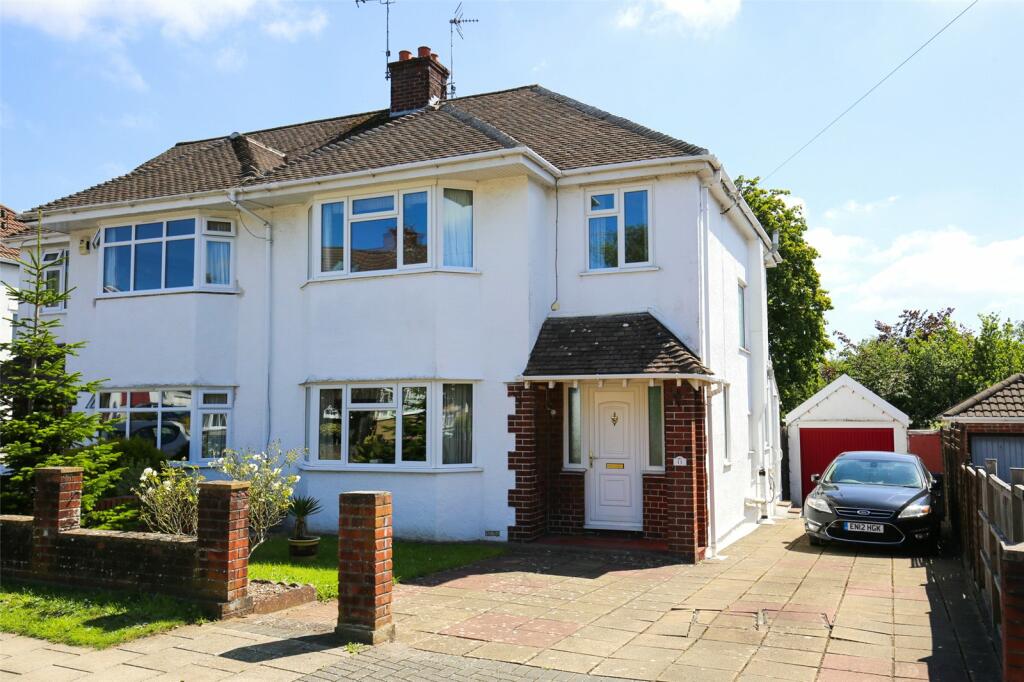 3 bedroom semidetached house for sale in Sandyleaze, Bristol, BS9