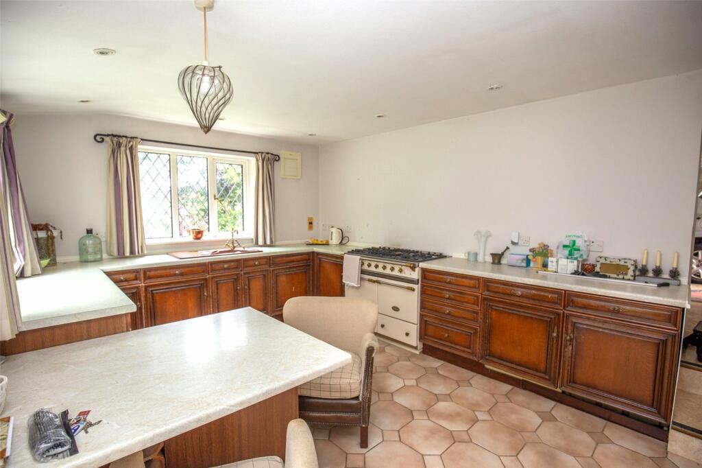 Additional property image - The Ridgeway, Westbury-on-Trym, Bristol, BS10
