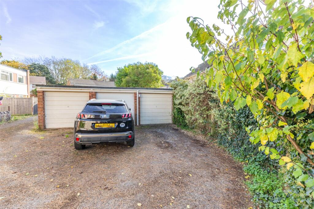 Additional property image - Knole Lane, Bristol, BS10