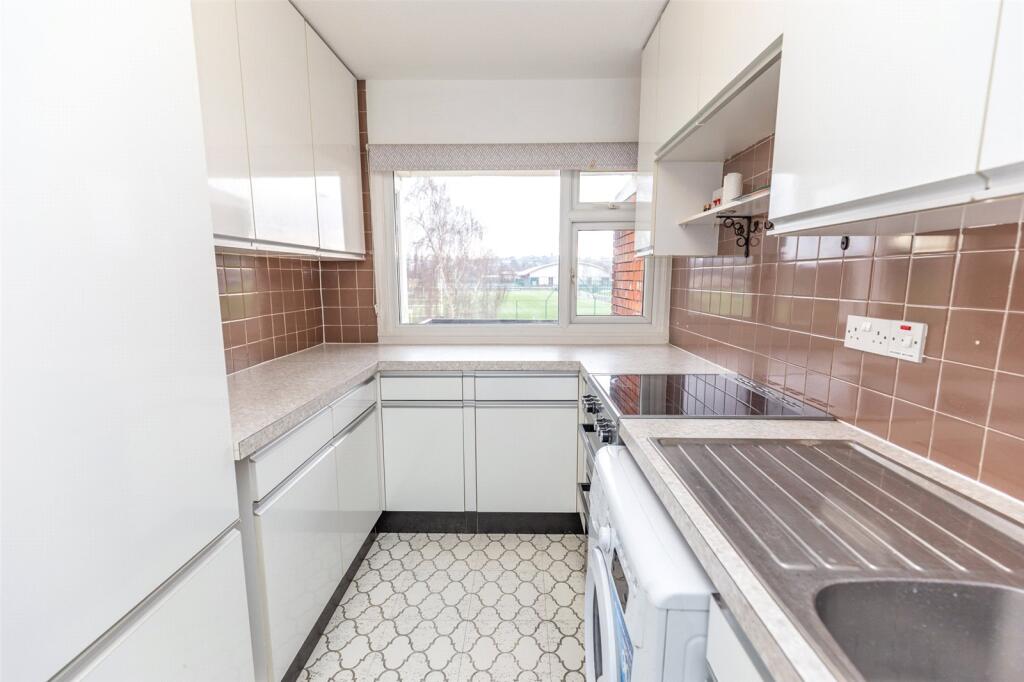 Additional property image - Greenacres, Rayleigh Road, Westbury On Trym, Bristol, BS9