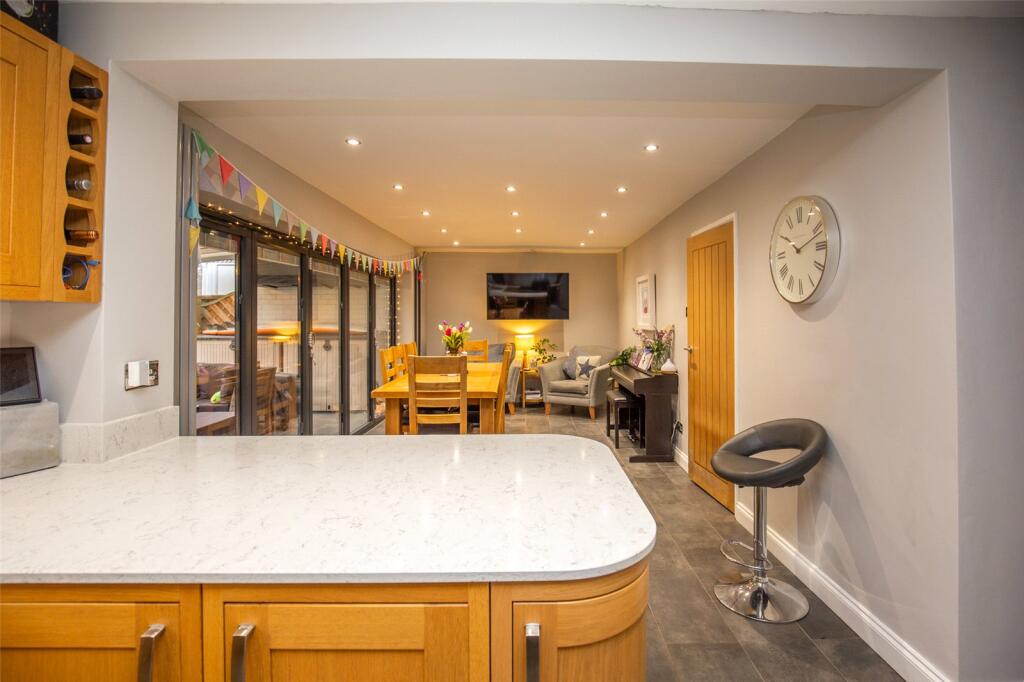 Additional property image - Pinewood Close, Bristol, BS9