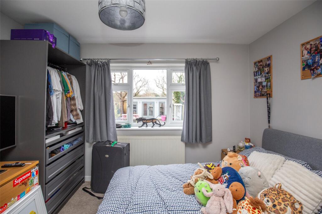 Additional property image - Pinewood Close, Bristol, BS9