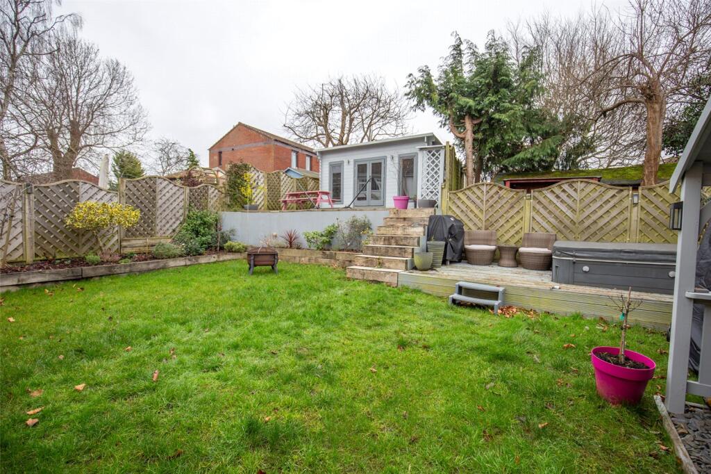 Additional property image - Pinewood Close, Bristol, BS9